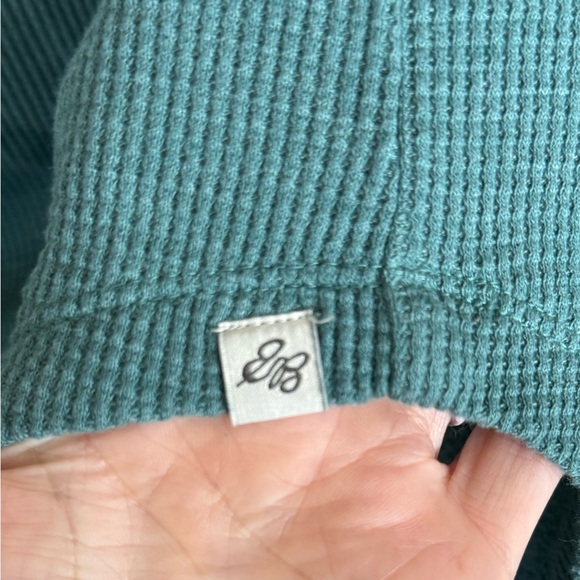 Eddie Bauer Women's Thermal Top - Green, Size XLT - Picture 3 of 9